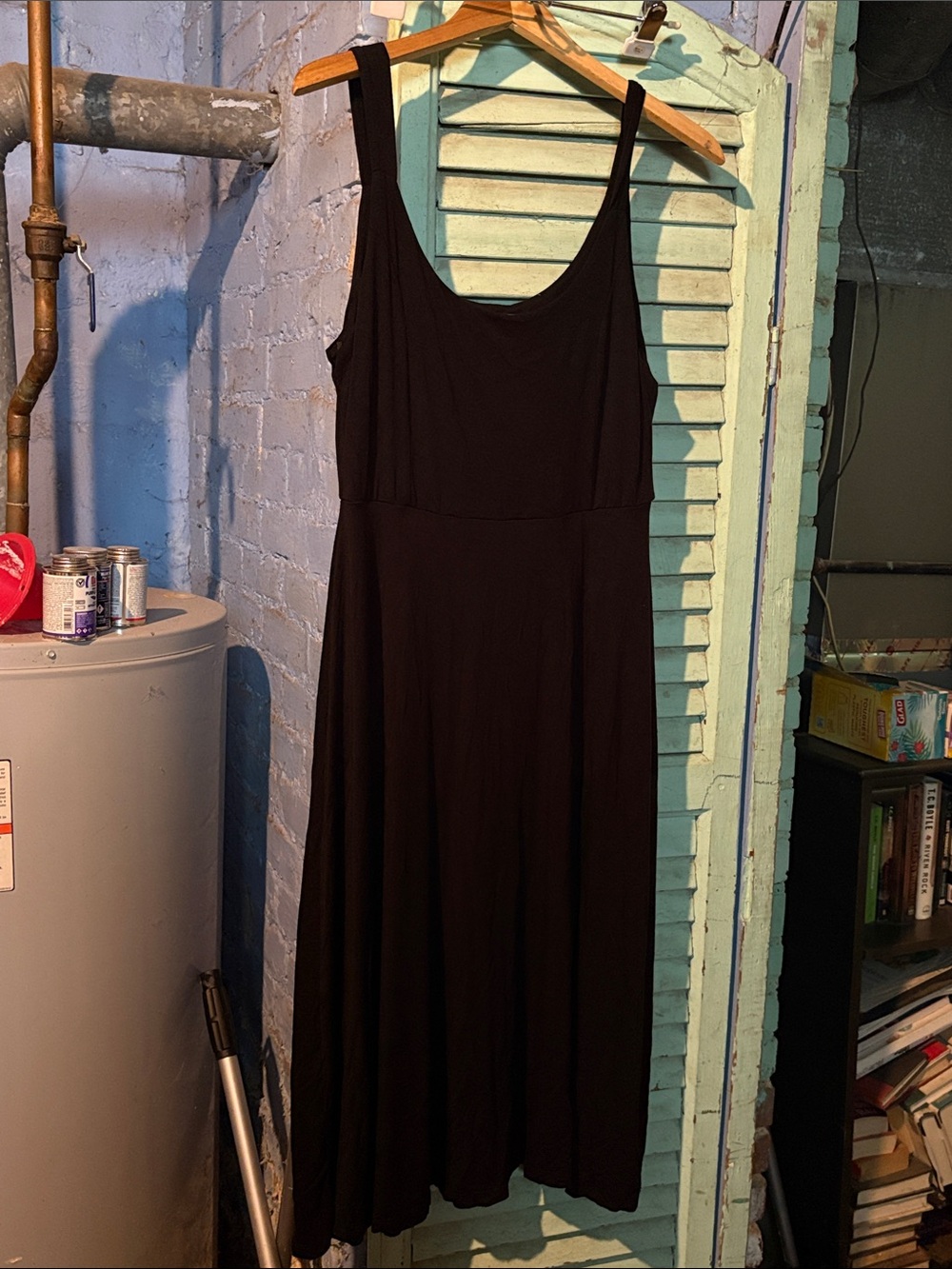 Women's Odette Black Scoop Neck Midi Dress